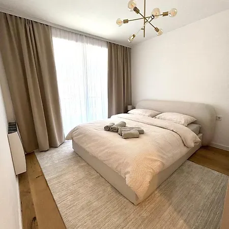 Modern Premium In Waves Apartman Szarajevó